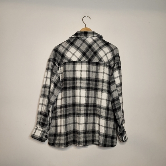 Dex Plaid Button Front Shacket Size S - Picture 2 of 6